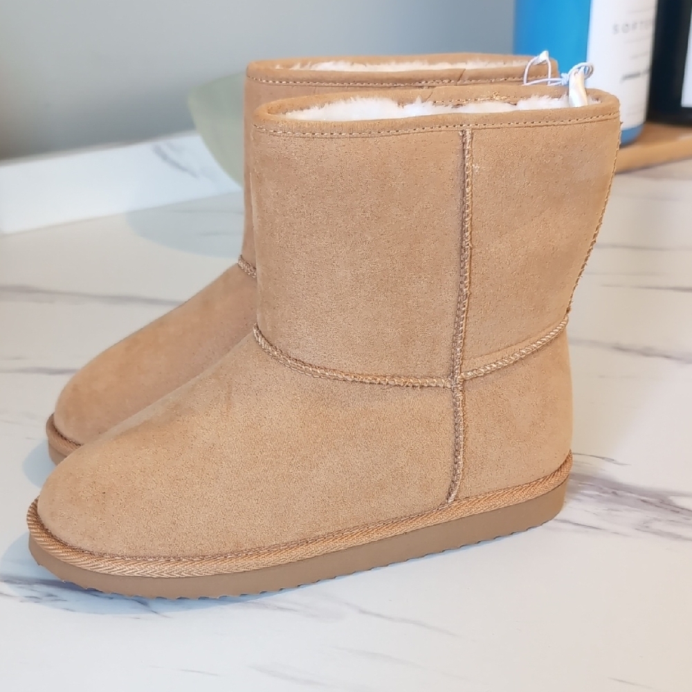 Old Navy Tan Suede Boots